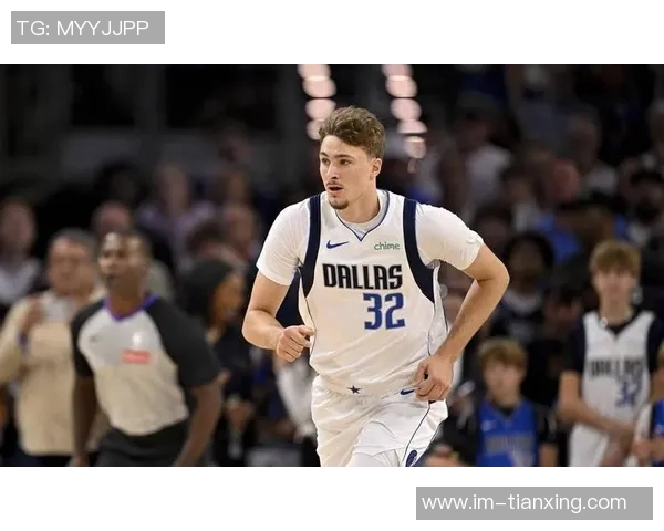 菜鸟弗拉格表现出色贡献21分8板5助科比桑德斯与理查德联手助力球队 菜鸟弗拉格表现出色贡献21分8板5助科比桑德斯与理查德联手助力球队